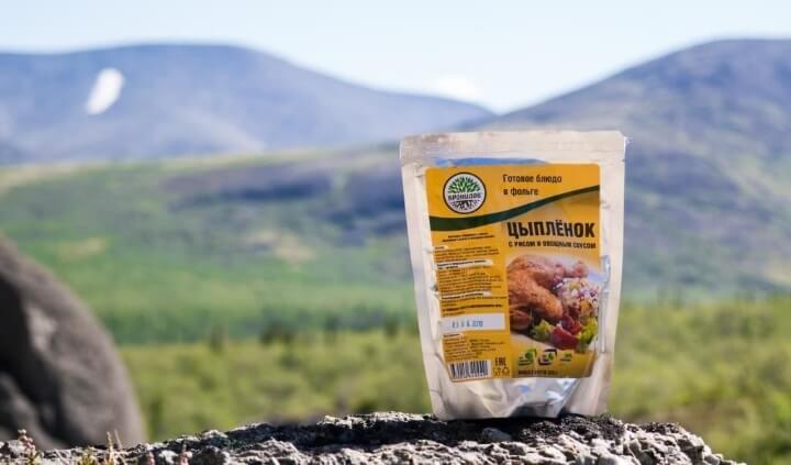 Горы и цыпленок