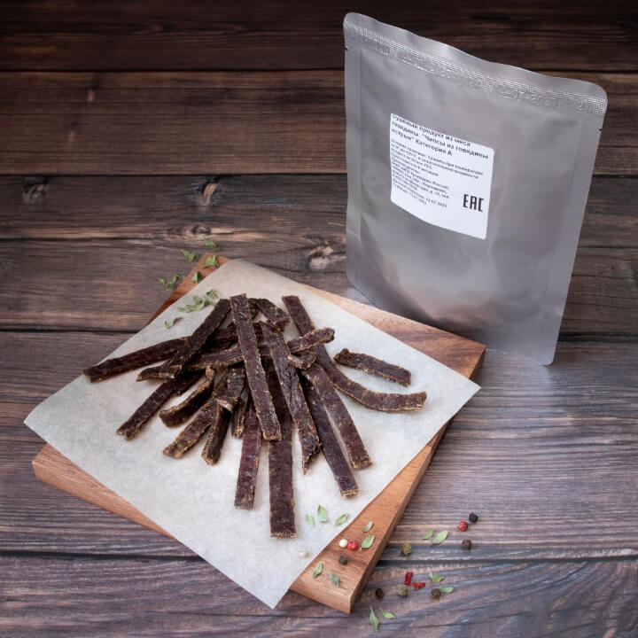 Чипсы из вяленой говядины острые с упаковкой